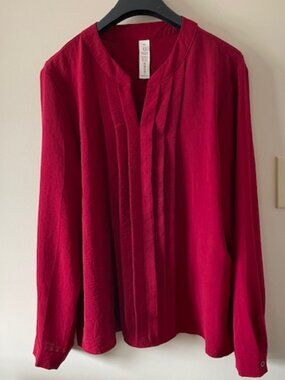 B Dark Red colour with mocked pleated front - full  sleeves. Sz  XL  -